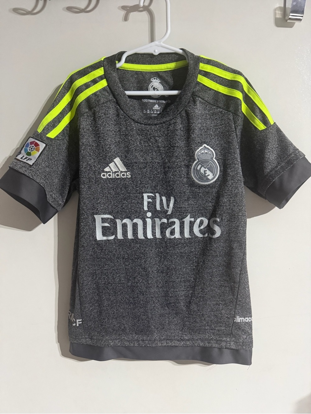 GUC Boys Authentic Adidas Real Madrid Ronaldo #7 Jersey Size 140 Medium (8-10)
